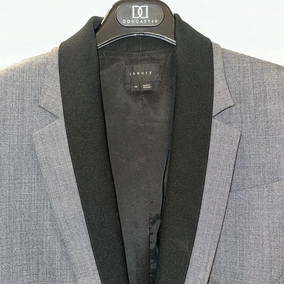 Theory gray Blazer / Jacket with Black trim - Picture 2 of 4